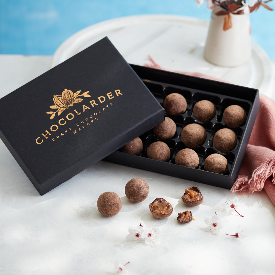 EW20220216_CornishFoodBox-V1-1x1-63CHOCOLARDERTRUFFLES2_0c38f504-e48d-4122-ab81-25d196c7ef83.jpg?v=1663874100