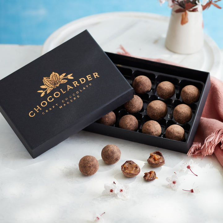 EW20220216_CornishFoodBox-V1-1x1-63CHOCOLARDERTRUFFLES2_0c38f504-e48d-4122-ab81-25d196c7ef83.jpg?v=1663874100