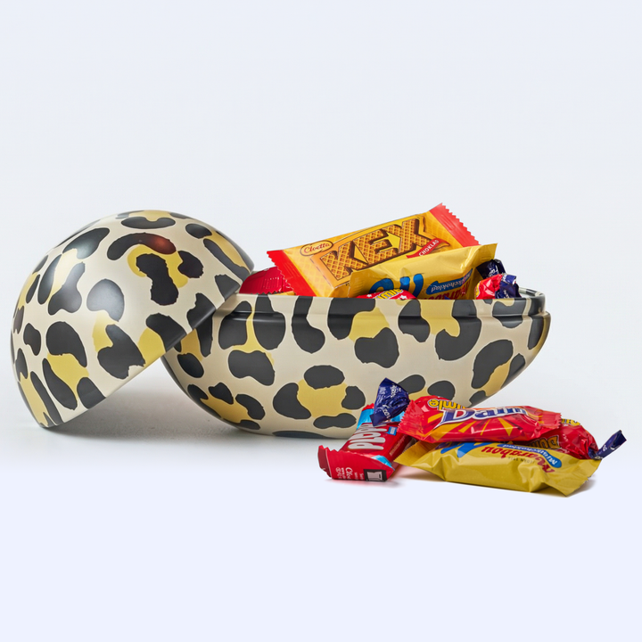 GAVA_Reusable_Swedish_Easter_Egg_with_Swedish_Chocolate_-_Jaguar.png?v=1769204253