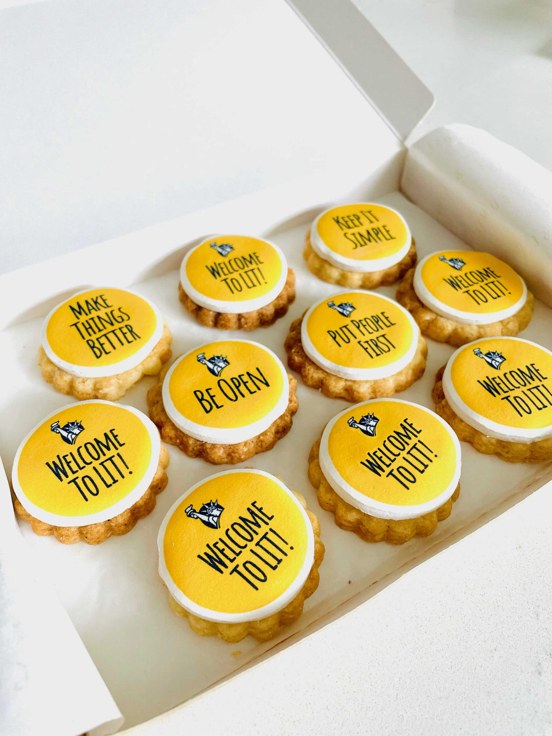 Personalised Fondant Biscuit Box